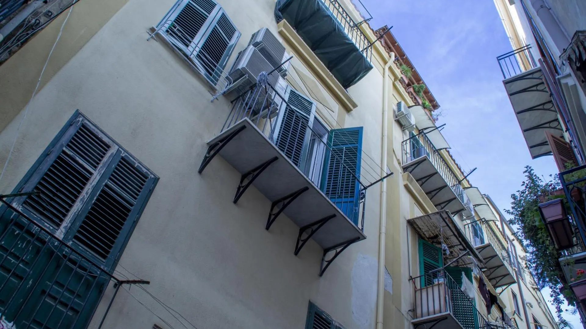 Hotel Tourist House Palermo Italien